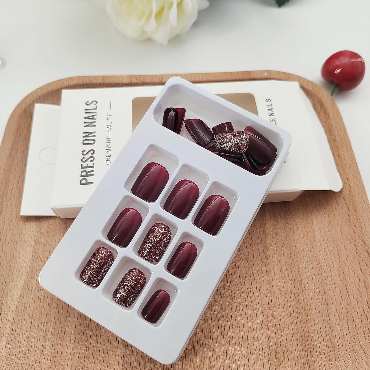 Short Press on Nails Square Fall Burgundy Fake Nails with Golden Glitter Designs Acrylic Nails Press ons Reusable Glue on Nails for Women and Girls Daily Wear 24 Pcs