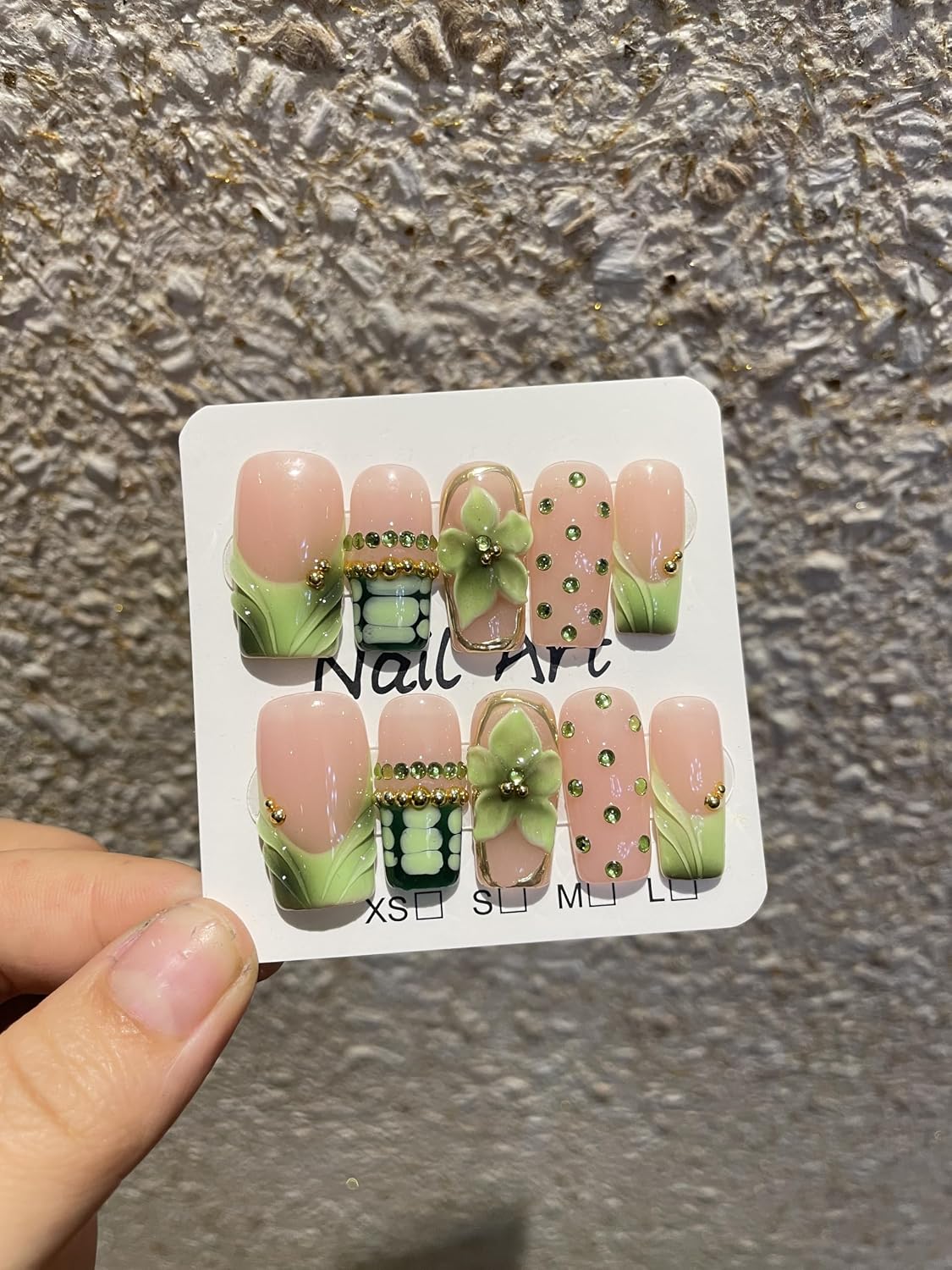 Handmade Press on Nails Medium Square Fake Nails Green Ombre French Tip with 3D Flower Designs luxury Rhinestones Glossy Cute Acrylic Nails for Women 10pcs (Size M）