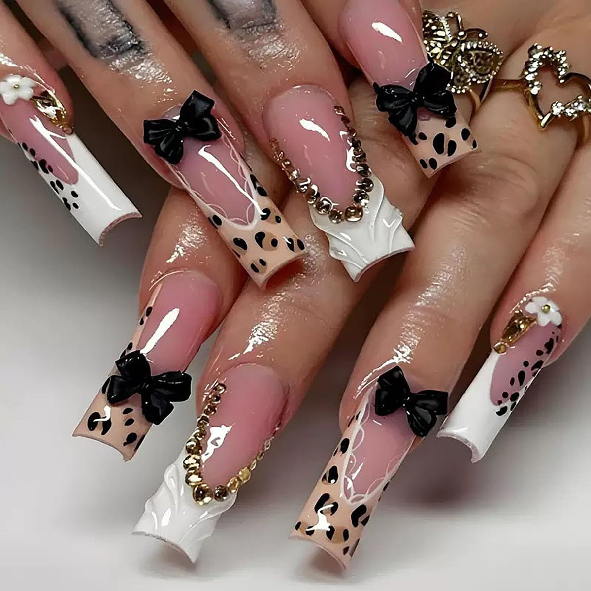 Coffin Press on Nails Long Acrylic Luxury Fake Nails 24pcs
