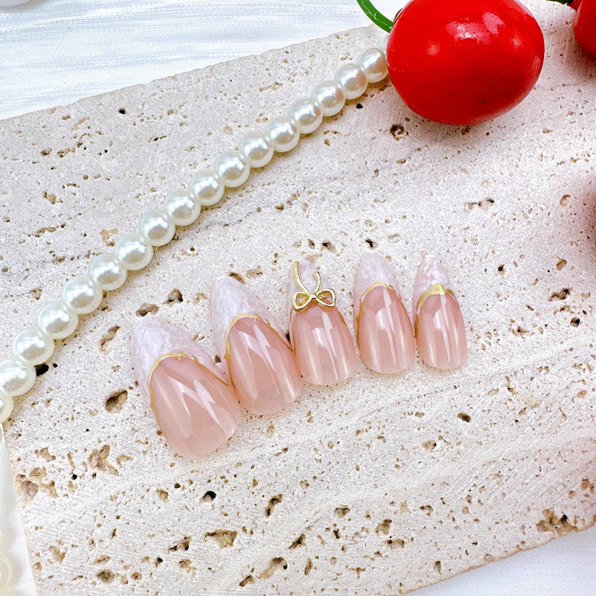24Pcs Almond Press on Nails Medium Length White French Tip Fake Nails with Gold Lines Designs 3D Bow Acrylic Nails Reusable Cute False Nail Set Nude Glossy French Full Cover Glue on Nails for Women