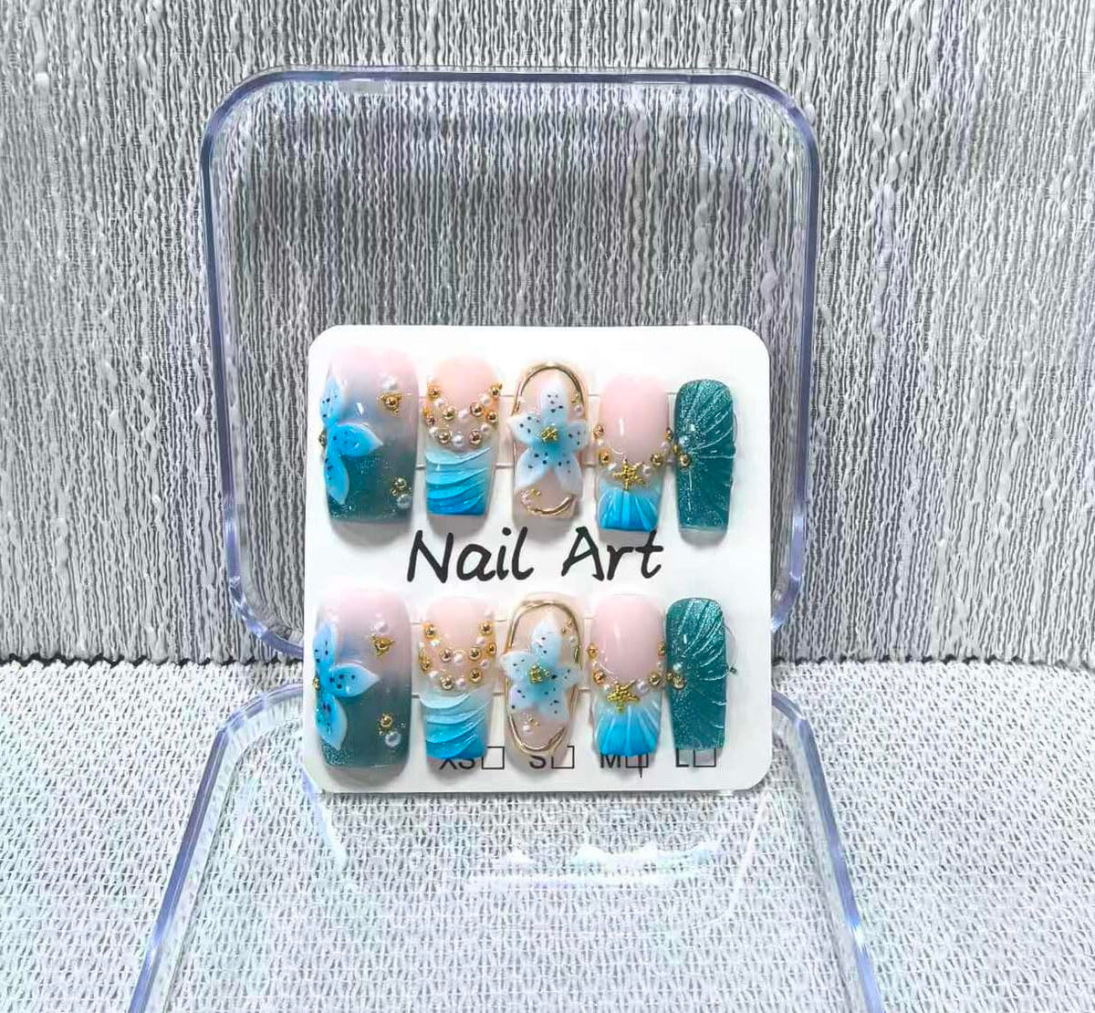 Handmade Press on Nails Medium Square Fake Nails Green Ombre French Tip with 3D Flower Designs luxury Rhinestones Glossy Cute Acrylic Nails for Women 10pcs (Size M）