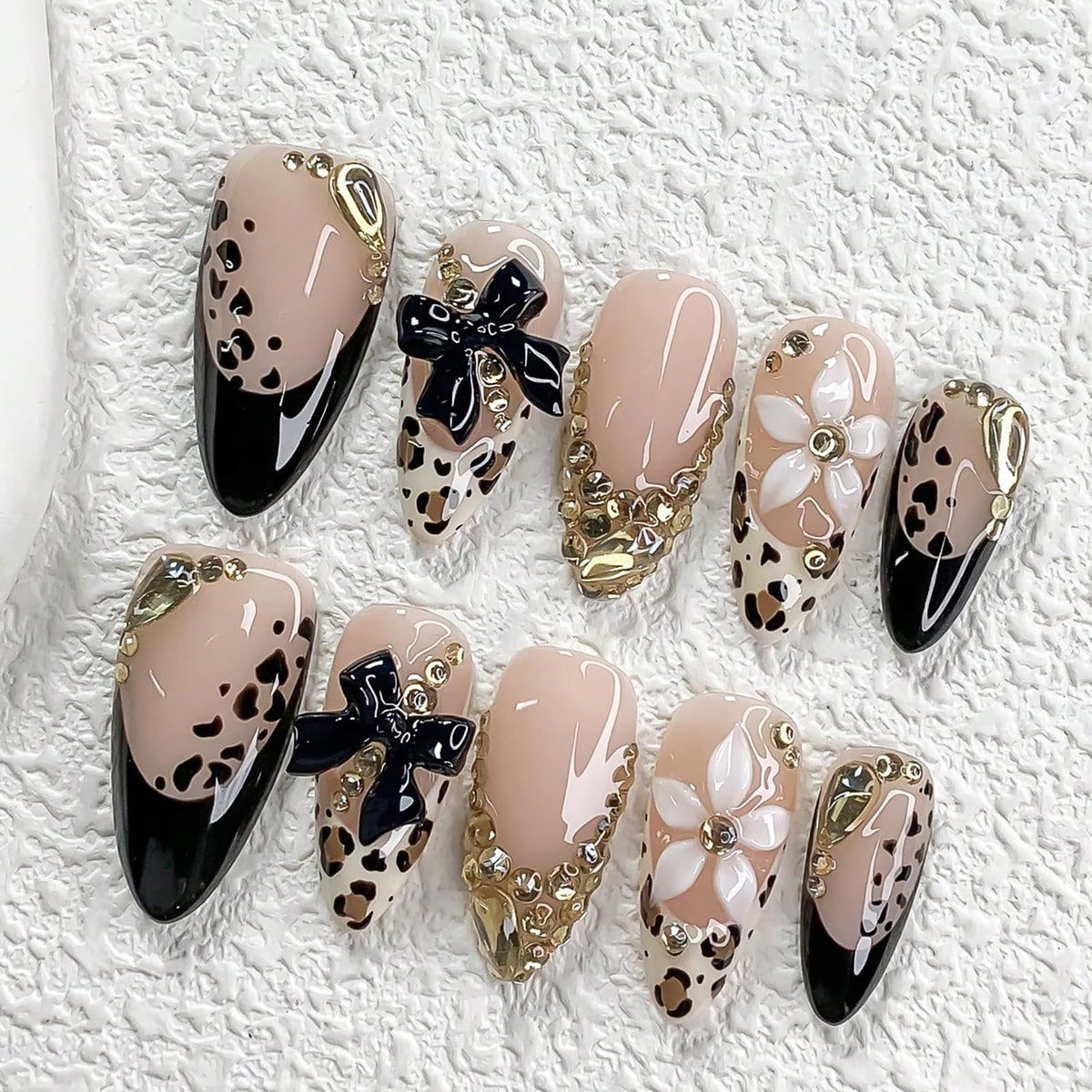 Handmade Almond Press on Nails Medium, Nude White French Tip Fake Nails with 3D White Flower Gold Metal Lines Pearl Decor, Glossy Reusable Full Cover False Nails for Women Wedding Daily(S)