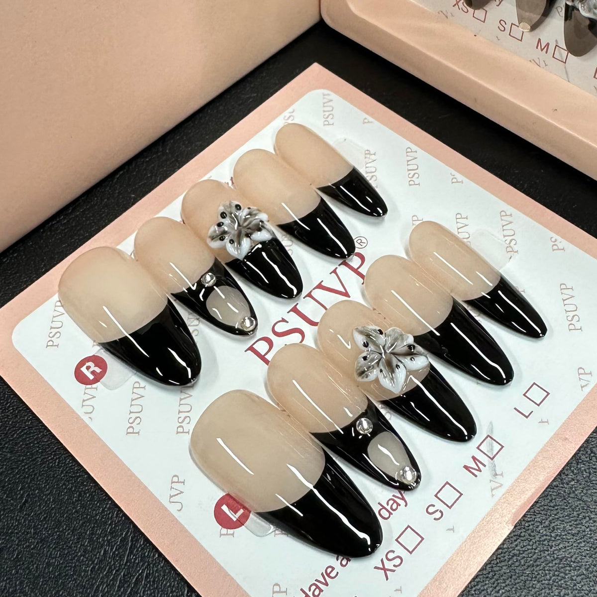 10Pcs Handmade Press On Nails 3D White Floral Luxury Diamond Coffin M