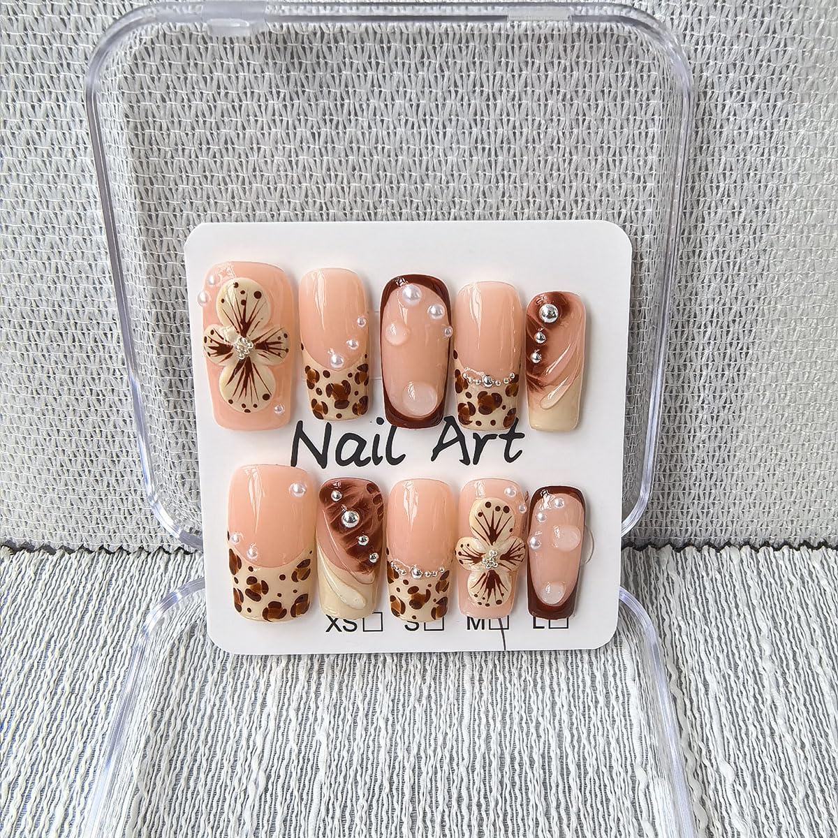 Handmade Press on Nails Medium Square Fake Nails Green Ombre French Tip with 3D Flower Designs luxury Rhinestones Glossy Cute Acrylic Nails for Women 10pcs (Size M）
