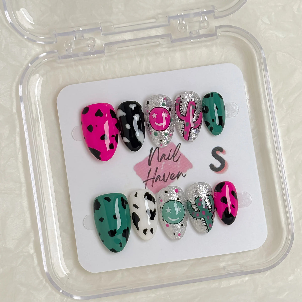 NailHaven| Short Almond Continued Collection - 10 Pcs Handmade Press-On Nails| Cute Acrylic Nails, High Quality Reusable