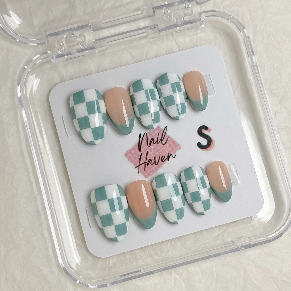 NailHaven| Short Almond Continued Collection - 10 Pcs Handmade Press-On Nails| Cute Acrylic Nails, High Quality Reusable