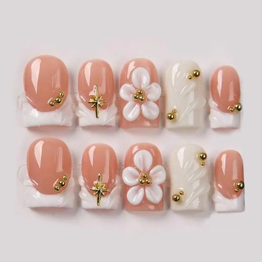 10Pcs/Set Handmade Square Press‑On Nails,Y2K Style,Nude & White,French Tip With 3D White Flower and Gold Metal Decor,Size XS/S/M/L,Comes with Jelly Glue,Nail File,Cuticle Pusher,Nail Kit Set,Suitable for Daily,Party,Dating,Holiday Gift for Women