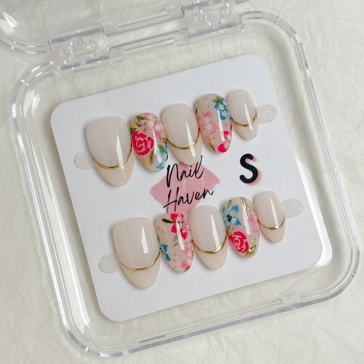 NailHaven| Short Almond Continued Collection - 10 Pcs Handmade Press-On Nails| Cute Acrylic Nails, High Quality Reusable