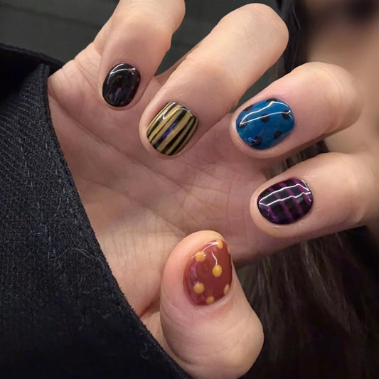 30 Count Short Oval Press-On Nail Tips with Colorful Polka Dot and Stripe Prints, Reusable Fake Nails for Everyday Use and Gatherings, Press On Nails, Decorative Nails