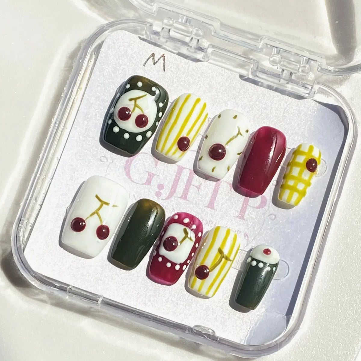10Pcs Handmade Press On Nails Reusable Medium Handmade Acrylic Press Nails New Summer Collection, Cute Elegant Luxury Cat Eye Design, Ocean Inspired, High Quality Soft Sophisticated Look for Women Nail Art